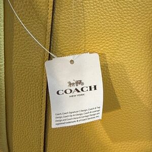 Hadley Turnlock Tote